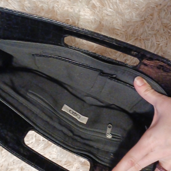 Purse - Picture 3 of 3